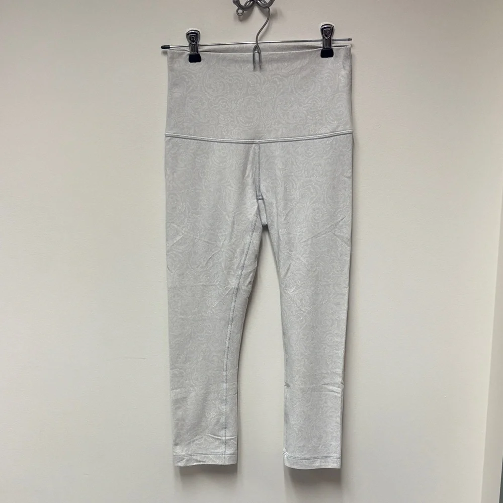 Lululemon Wunder Under high-rise crop leggings
